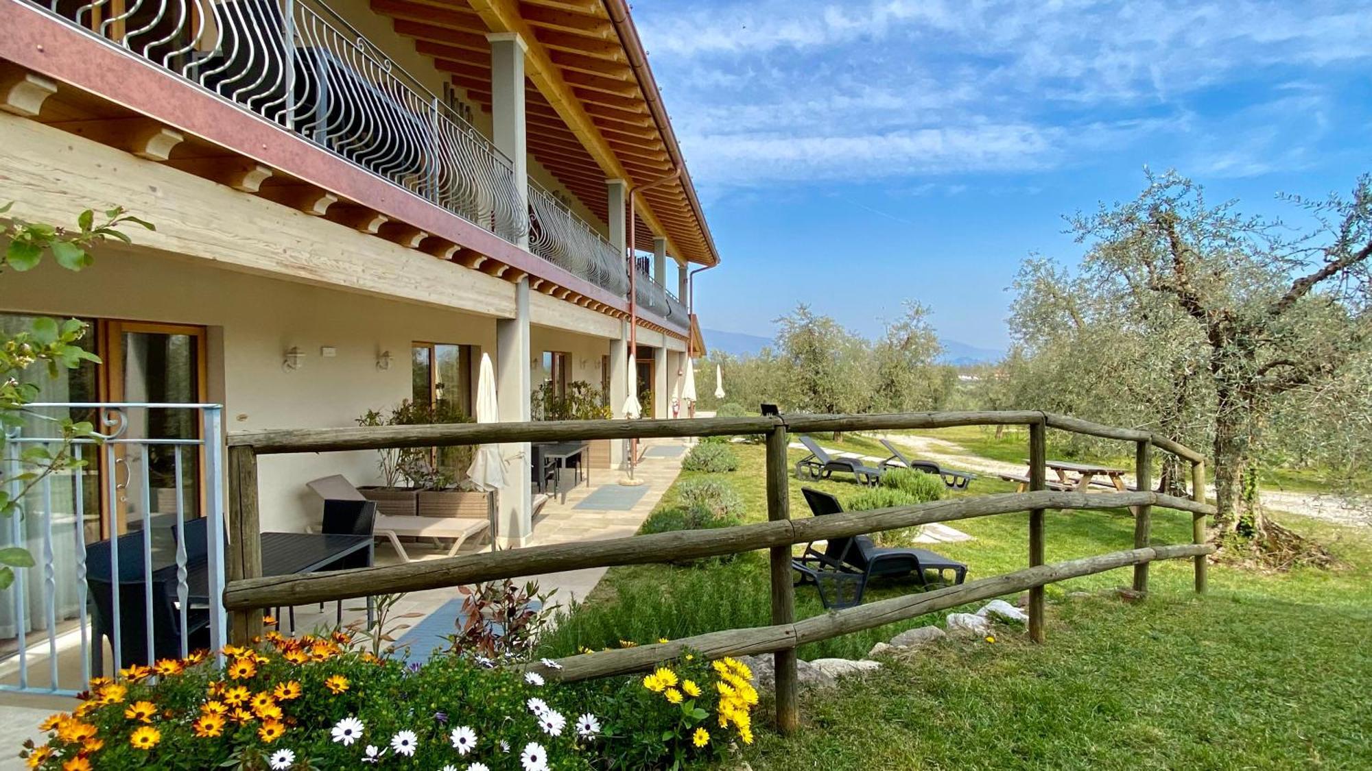 Agriturismo Fioralba โปลเปนาซเซ เดล การ์ดา ภายนอก รูปภาพ