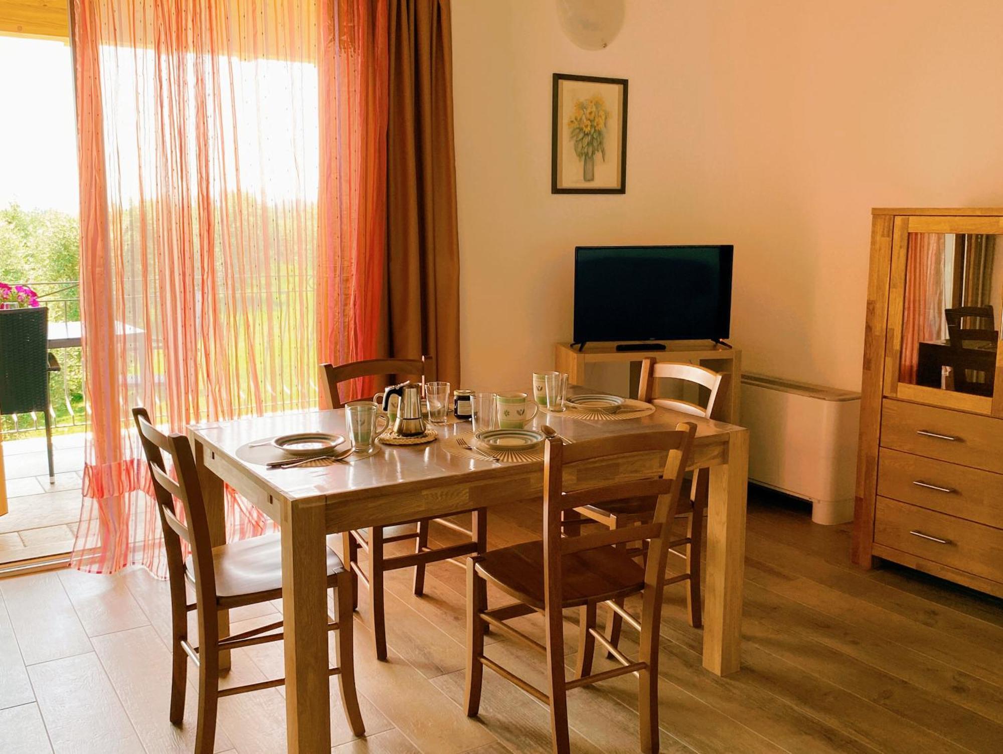 Agriturismo Fioralba โปลเปนาซเซ เดล การ์ดา ภายนอก รูปภาพ